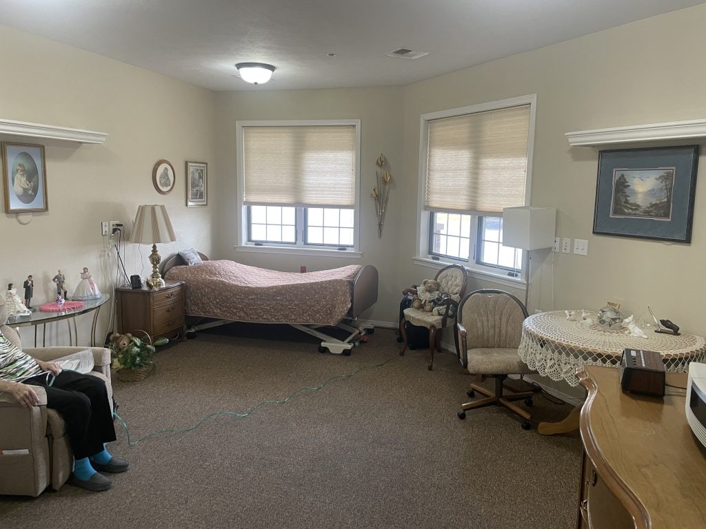 Care Center_room 419_private room_6